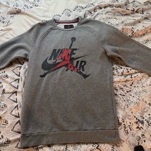 Long sleeve gray Nike sweater